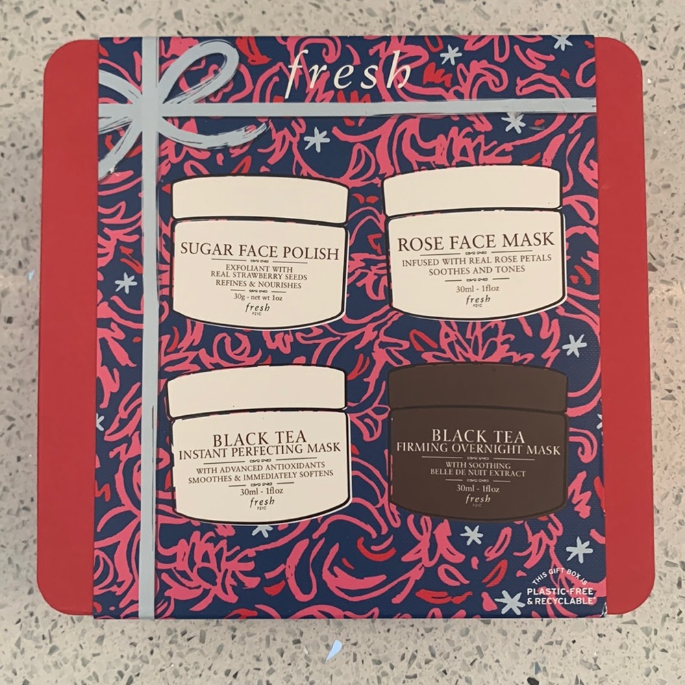 Fresh Set of 4 Face Mask Set NEW
